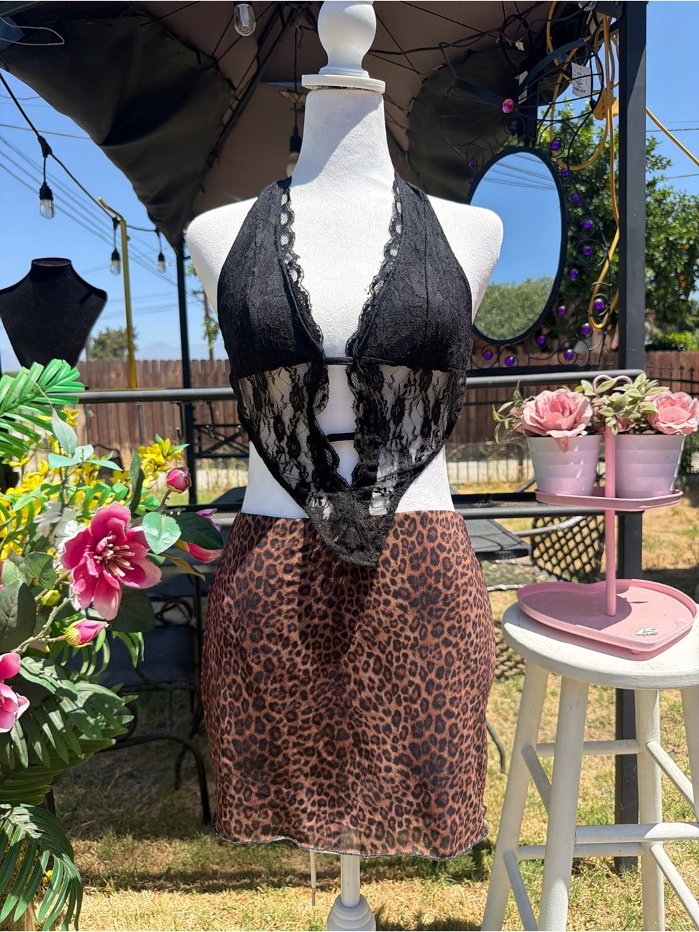 Bundle 2pc leopard shirt and mini skirt